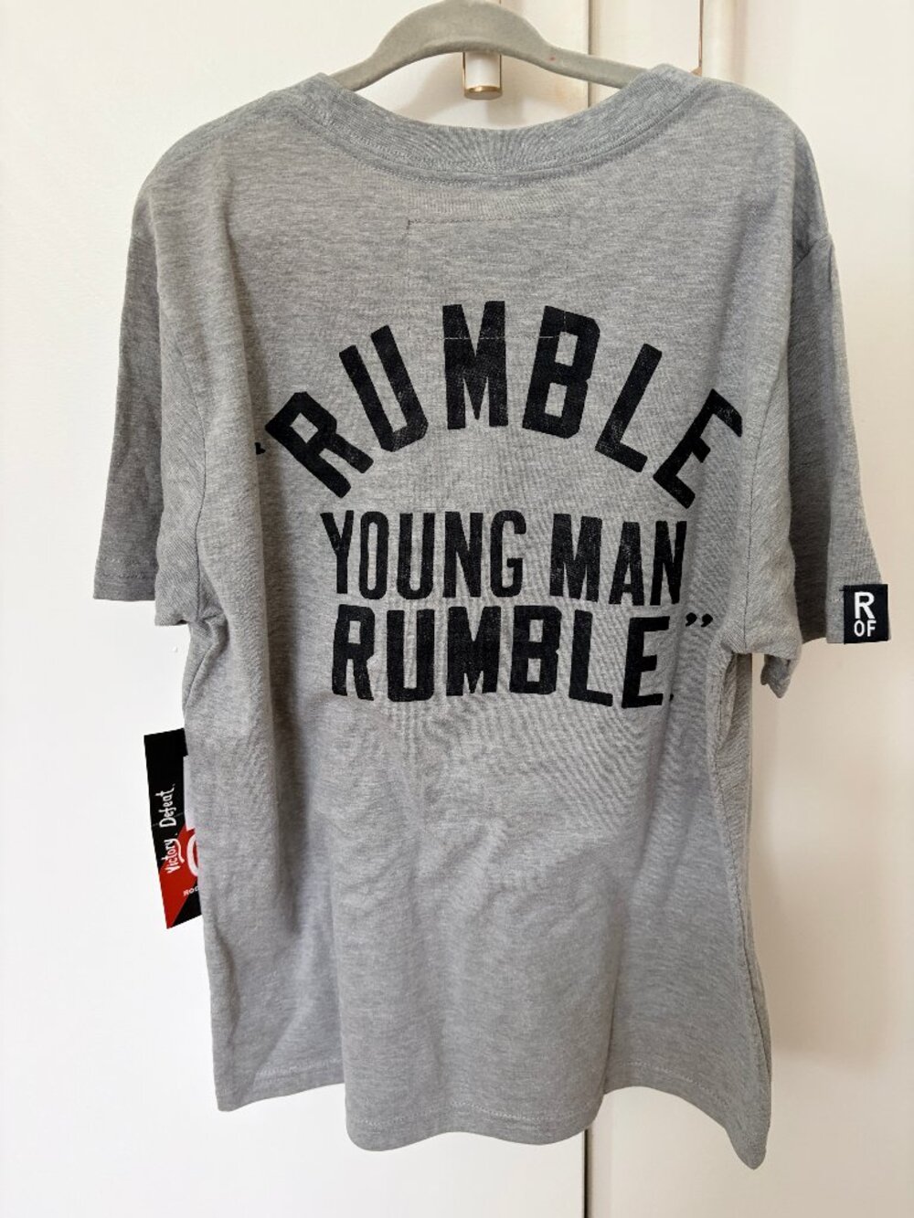 Ali Rumble Quote Tee - Picture 1 of 3